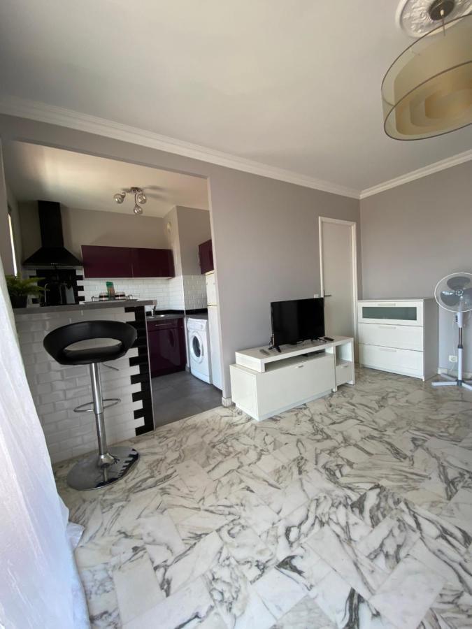 ניס Stylish Modern Beach Studio מראה חיצוני תמונה
